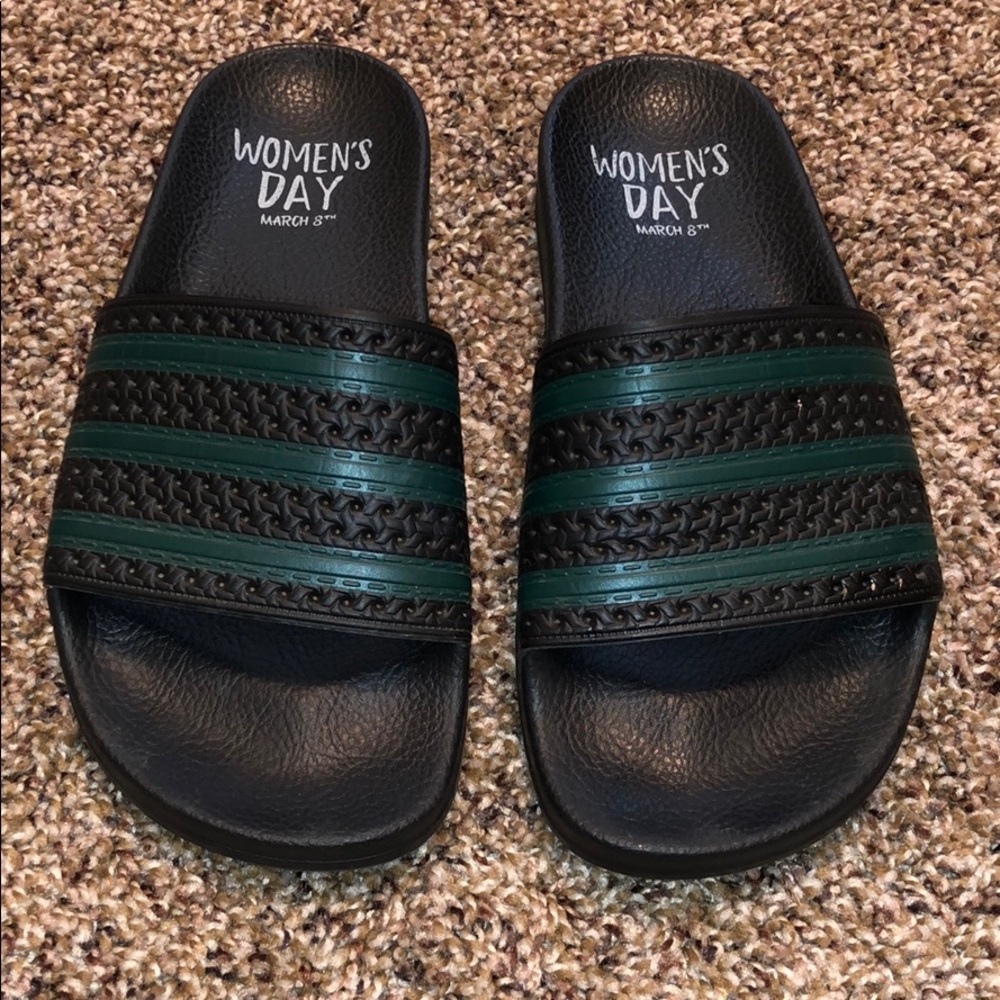 Adidas slide